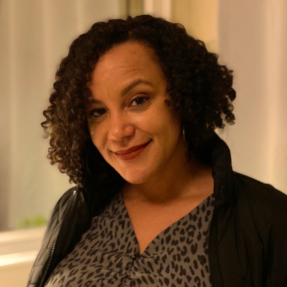 Meet your Posher, Antoinette! - Picture 5 of 12